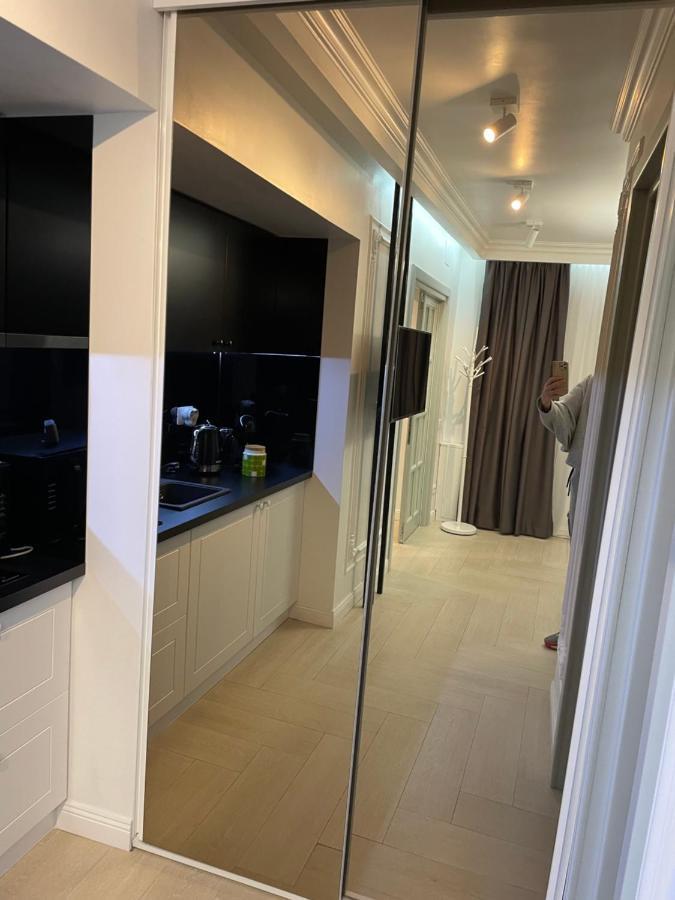 Luxury City Studios Куртя-де-Арджеш Экстерьер фото